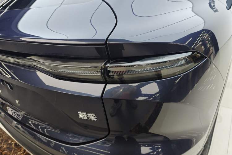 Used Nio EC6 2024 75 kWh Right Rear Taillight
