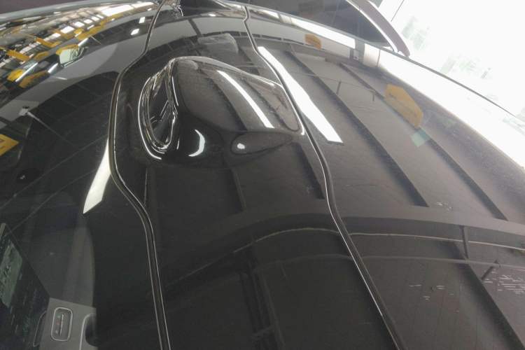 Used Nio EC6 2024 75 kWh Roof