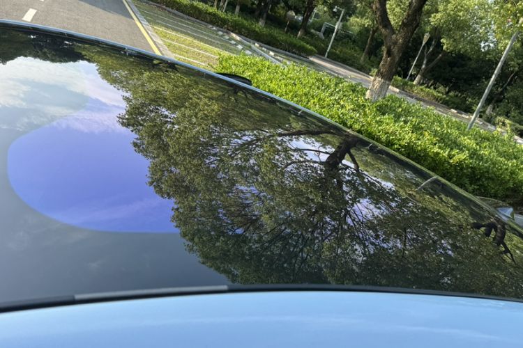 Used Nio EC6 2024 75 kWh Roof