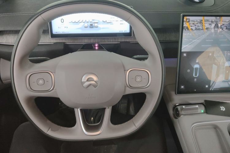 Used Nio EC6 2024 75 kWh Steering Wheel