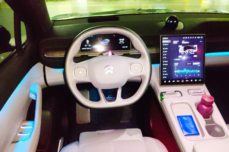 Used Nio EC6 2024 75 kWh Steering Wheel