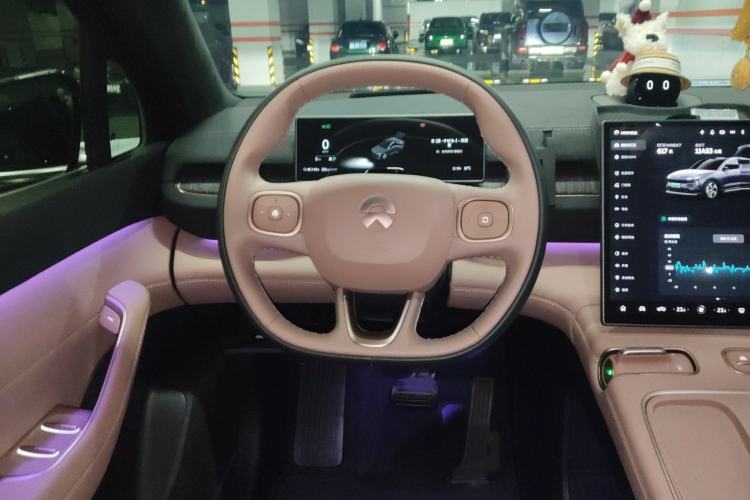 Used Nio EC6 2024 75 kWh Steering Wheel