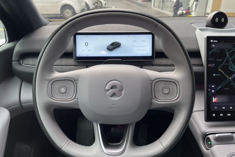 Used Nio EC6 2024 75 kWh Steering Wheel