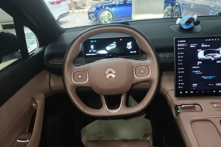 Used Nio EC6 2024 75 kWh Steering Wheel