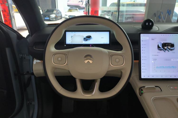 Used Nio EC6 2024 75 kWh Steering Wheel