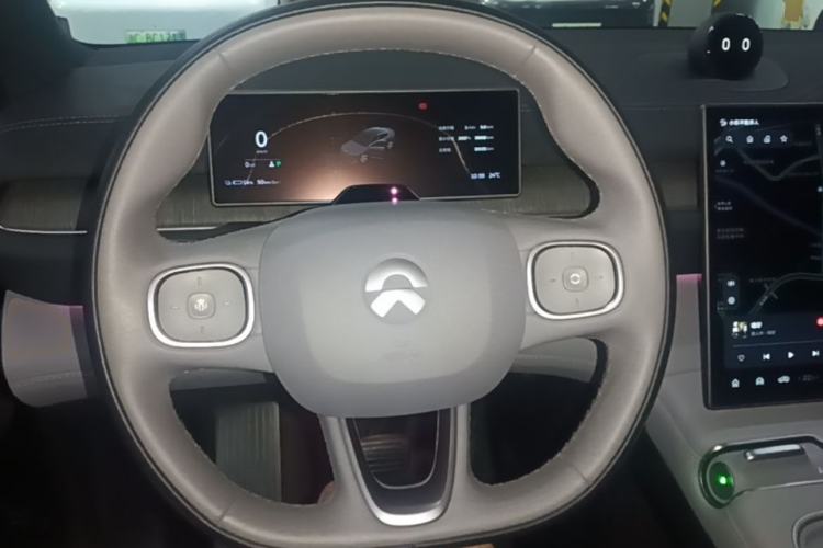 Used Nio EC6 2024 75 kWh Steering Wheel