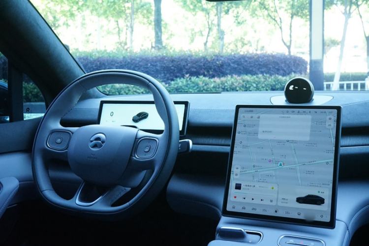 Used Nio EC6 2024 75 kWh Steering Wheel