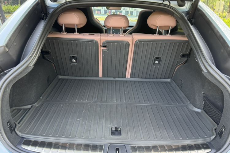 Used Nio EC6 2024 75 kWh Trunk