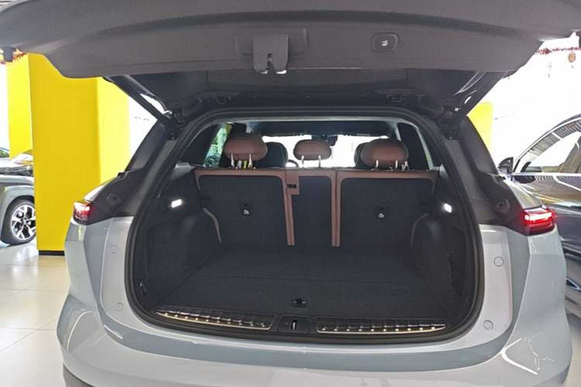 Used Nio EC6 2024 75 kWh Trunk