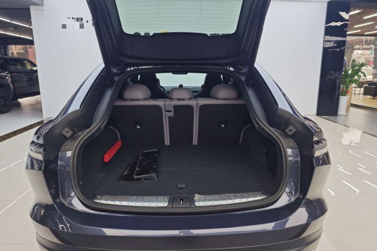 Used Nio EC6 2024 75 kWh Trunk