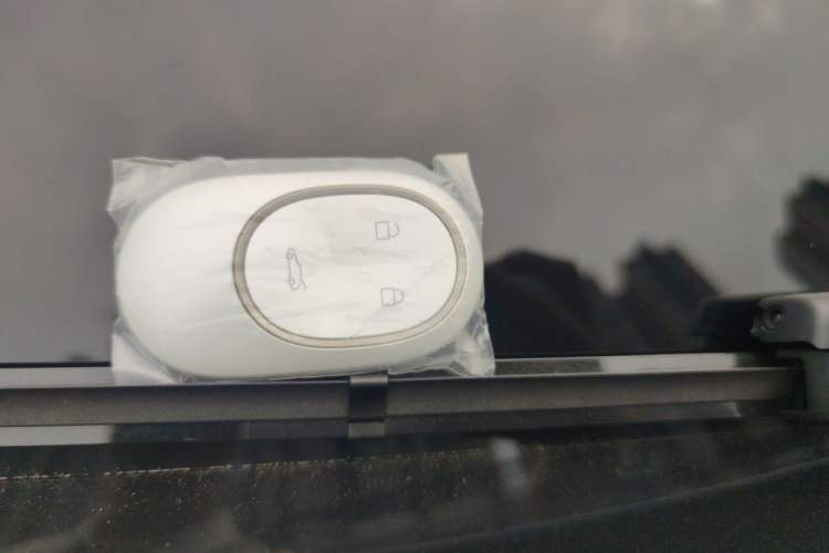 Used Nio EC6 2024 75 kWh Vehicle Key
