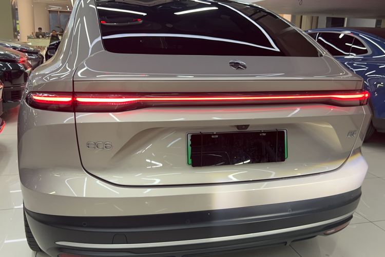 Used Nio EC6 2024 75 kWh Exterior 4