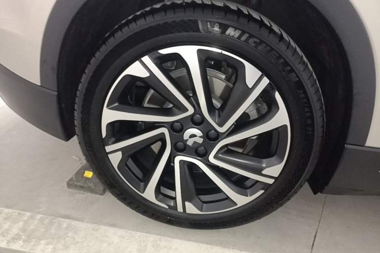 Used Nio EC6 2024 75 kWh Exterior 5