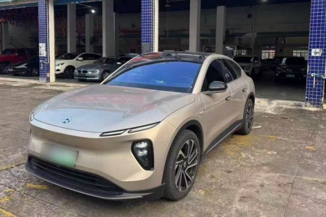 Używany Nio EC6 2024 75 kWh