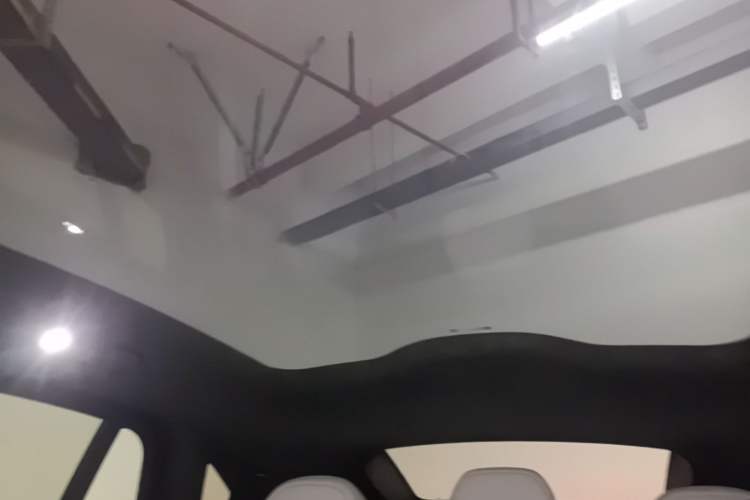 Used Nio EC6 2024 75 kWh Headliner