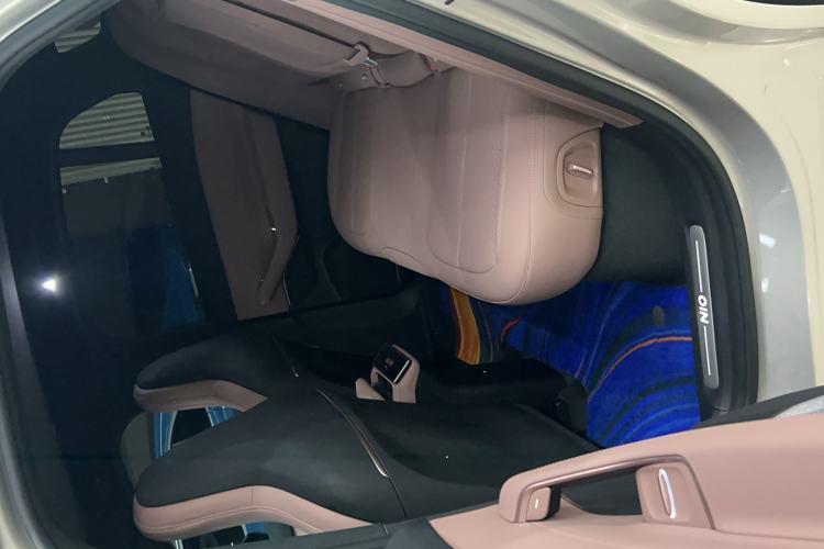 Used Nio EC6 2024 75 kWh Interior 2