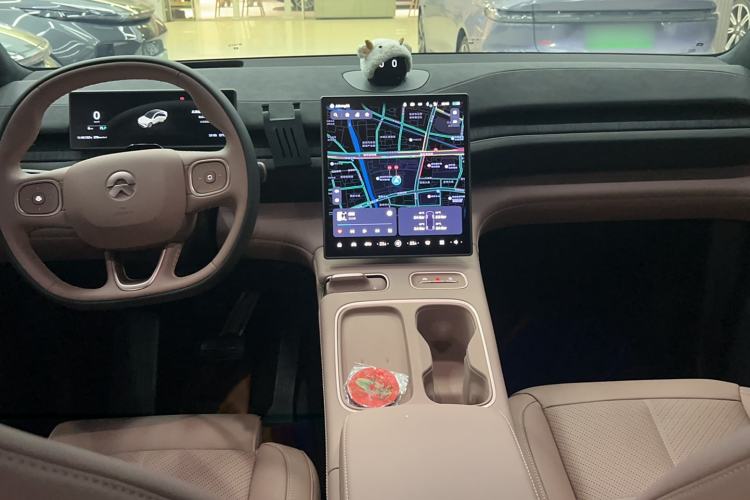 Used Nio EC6 2024 75 kWh Interior 3