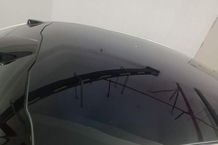 Used Nio EC6 2024 75 kWh Roof