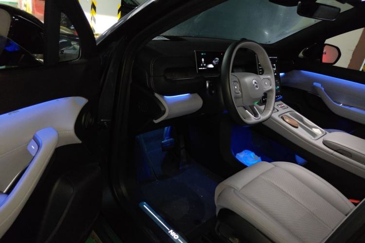 Used Nio EC6 2024 75 kWh Driver Seat