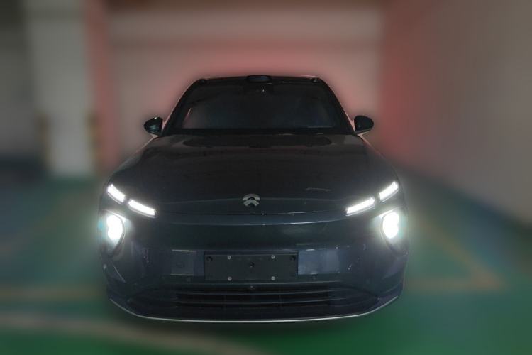 Used Nio EC6 2024 75 kWh Front