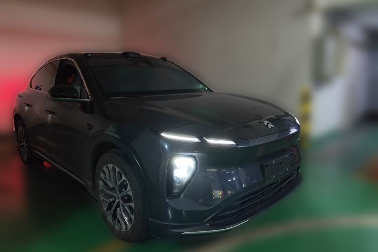 Used Nio EC6 2024 75 kWh Front Right 45 Deg