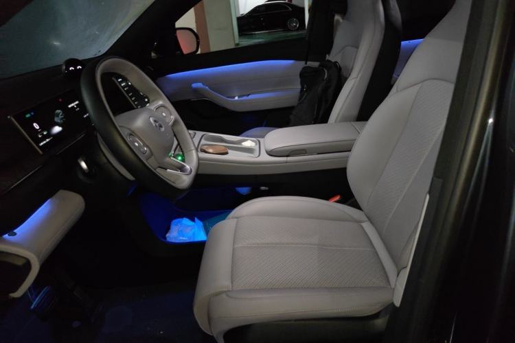 Used Nio EC6 2024 75 kWh Left Front Seat