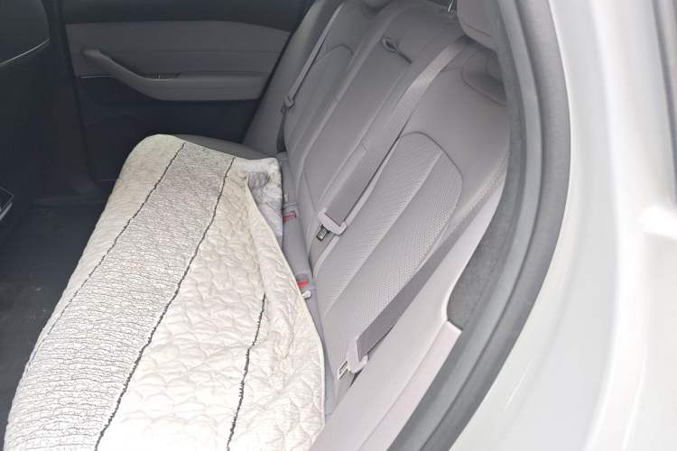 Used Nio EC6 2024 75 kWh Left Rear Seat