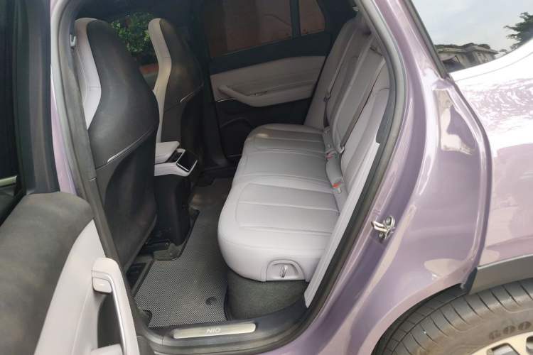 Used Nio EC6 2024 75 kWh Left Rear Seat
