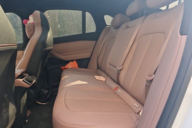 Used Nio EC6 2024 75 kWh Left Rear Seat