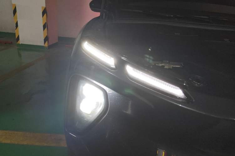 Used Nio EC6 2024 75 kWh Right Front Headlight