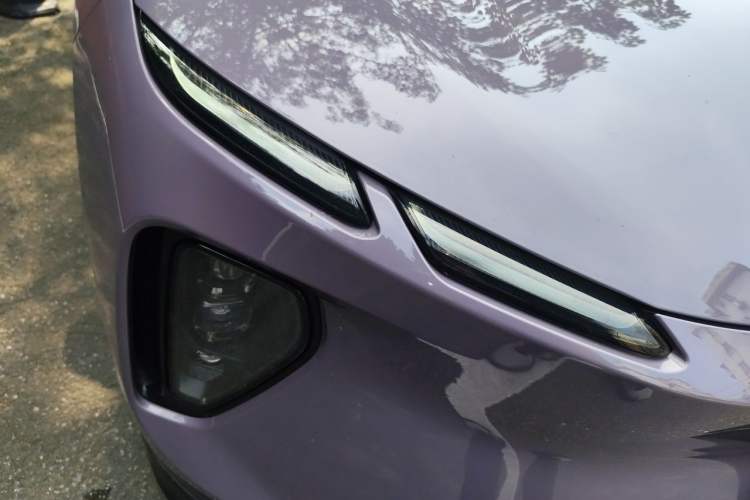 Used Nio EC6 2024 75 kWh Right Front Headlight