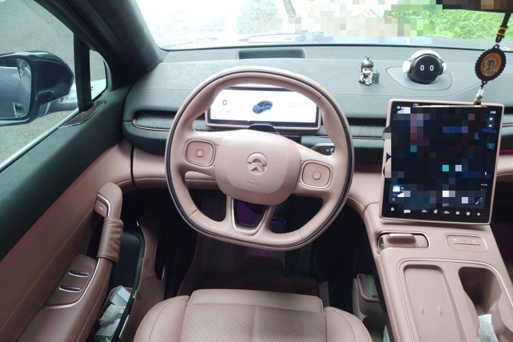Used Nio EC6 2024 75 kWh Steering Wheel