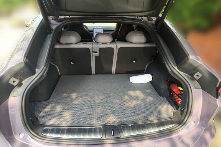 Used Nio EC6 2024 75 kWh Trunk