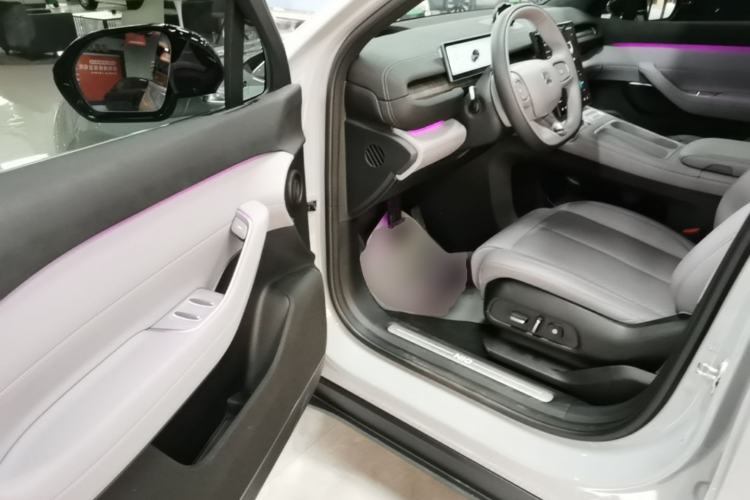 Used Nio EC6 2024 75 kWh Driver Seat