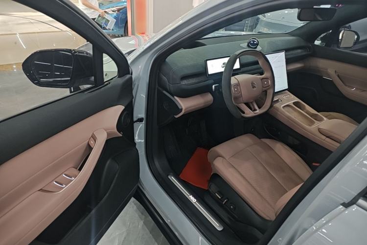 Used Nio EC6 2024 75 kWh Driver Seat