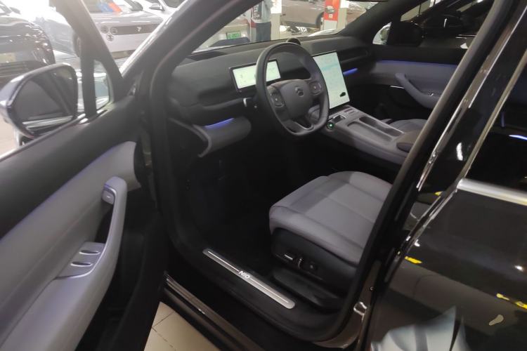 Used Nio EC6 2024 75 kWh Driver Seat