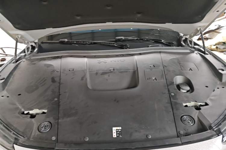 Used Nio EC6 2024 100 kWh Engine Bay