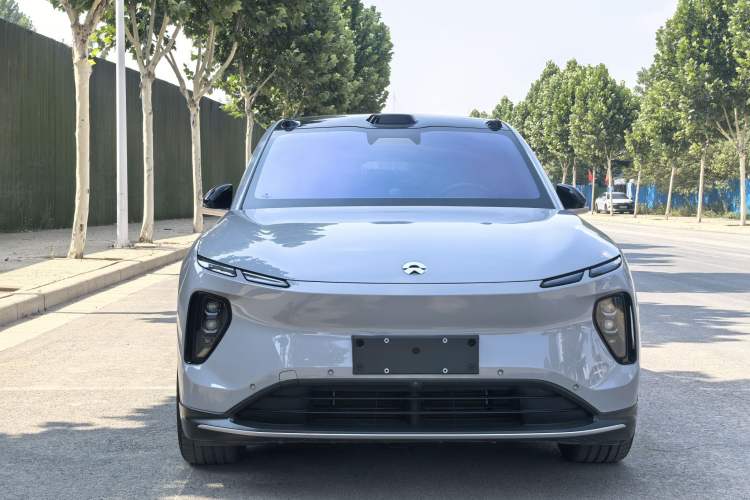 Used Nio EC6 2024 75 kWh Exterior 2