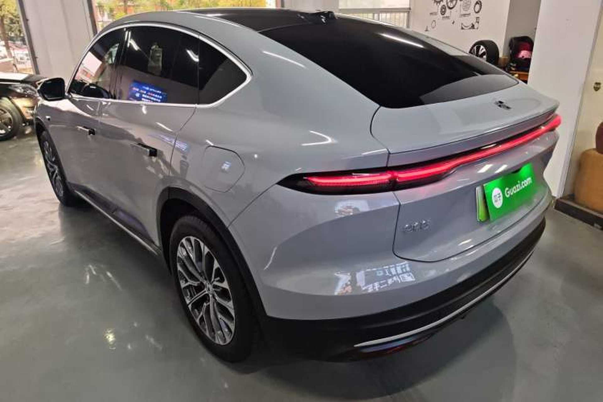 Used Nio EC6 2024 75 kWh Exterior 2