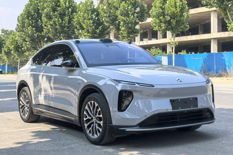 Used Nio EC6 2024 75 kWh Exterior 3