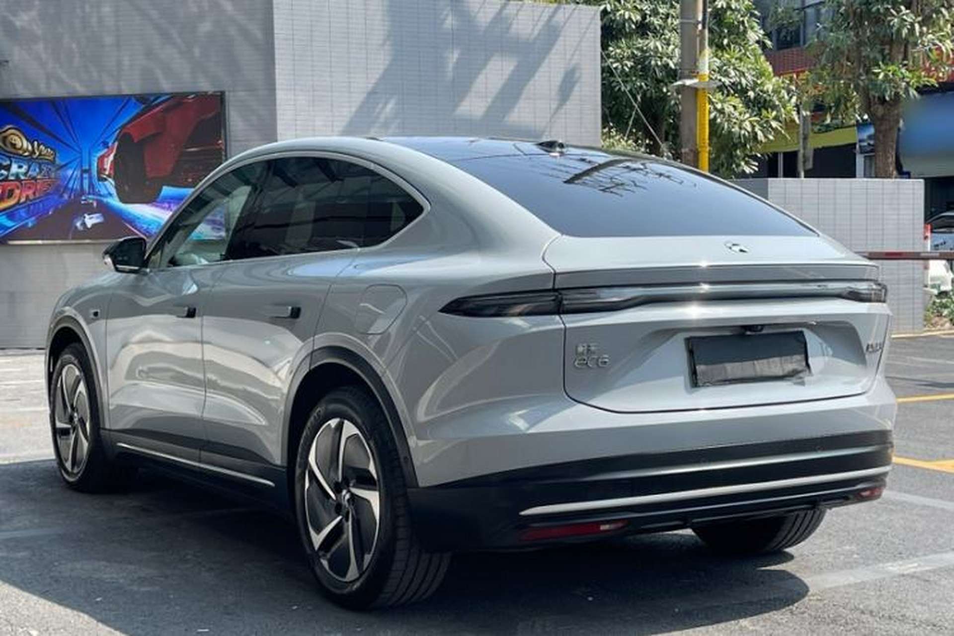Used Nio EC6 2024 75 kWh Exterior 3