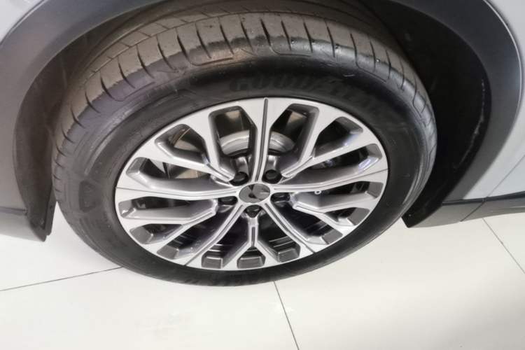 Used Nio EC6 2024 75 kWh Exterior 4