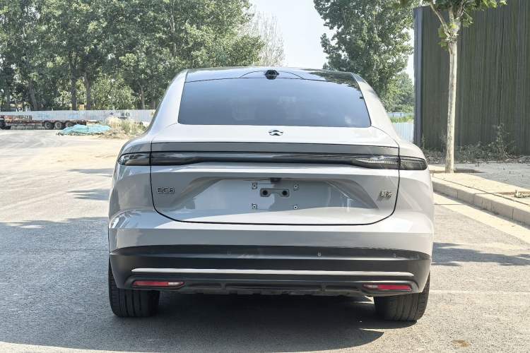Used Nio EC6 2024 75 kWh Exterior 5
