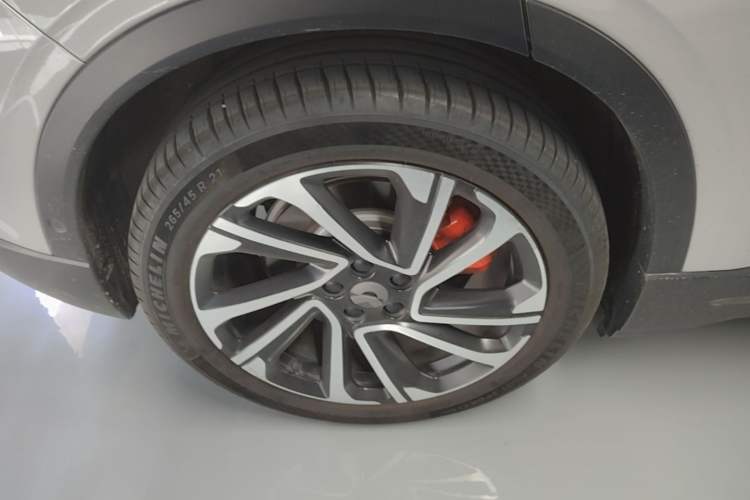 Used Nio EC6 2024 75 kWh Exterior 5
