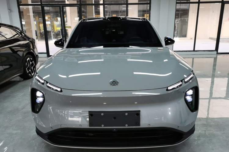 Used Nio EC6 2024 75 kWh Front