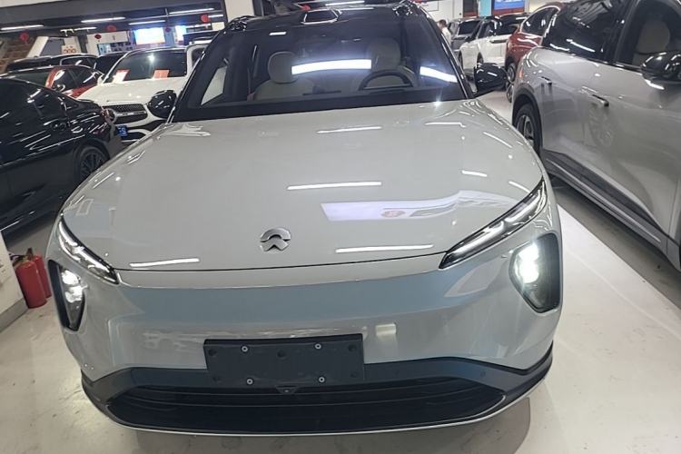 Used Nio EC6 2024 75 kWh Front