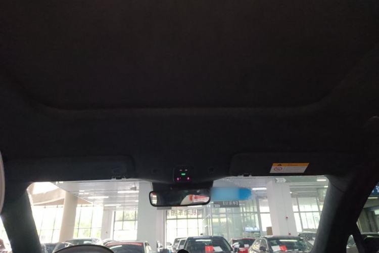 Used Nio EC6 2024 75 kWh Headliner
