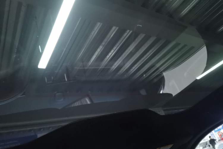Used Nio EC6 2024 75 kWh Headliner