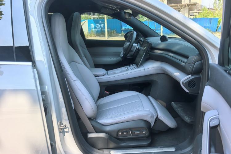 Used Nio EC6 2024 75 kWh Interior 3