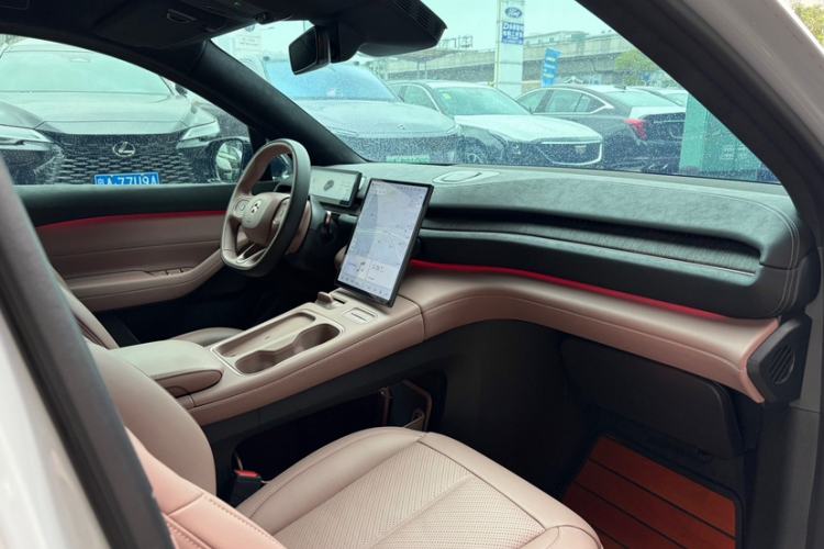 Used Nio EC6 2024 100 kWh Interior 7